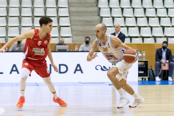 El Murcia encadena tres salidas seguidas perdiendo en la LEB Oro tras ganar en Huesca