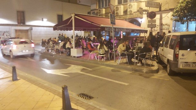 Vuelven los 'juernes': bullicio y terrazas llenas en el regreso de la hostelería a Cartagena y Murcia