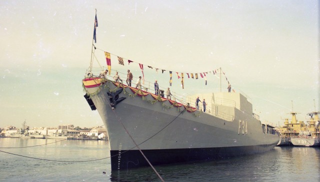 El patrullero Infanta Cristina, un veterano de la guerra del Golfo con 27 vueltas al mundo a sus espaldas 