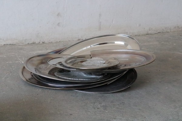 Art Nueve reúne la obra de cinco artistas en 'Otro doble hermético', una exposición que se refleja 
