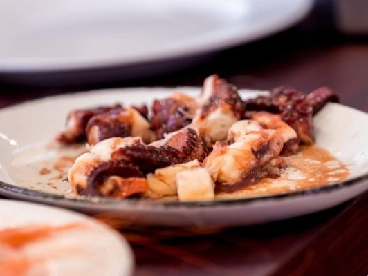 'El Pulpito': El mejor pulpo rockero de Murcia y el secreto de cómo vender 200 kilos a la semana