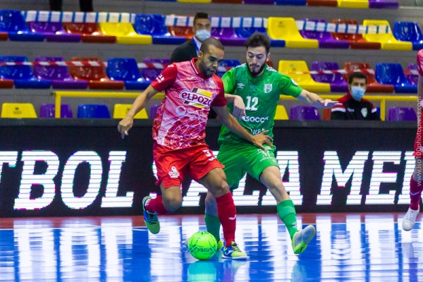 ElPozo no pasa del empate en Antequera con Giustozzi viéndolo por la tele desde Murcia (2-2)