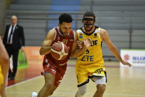 El Real Murcia, debutante en la LEB Oro, iguala su balance victorias-derrotas antes del parón