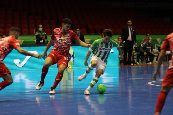 ElPozo, por fin en un partido redondo, logra ante el Betis su triunfo más convincente del curso (1-4)