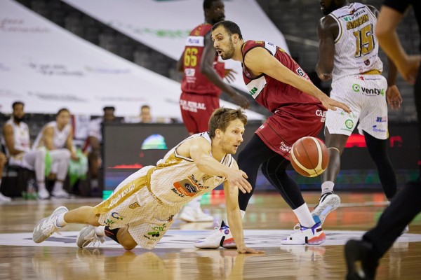 El Real Murcia es quinto en la LEB Oro pese a anotar sólo 68 puntos por partido 