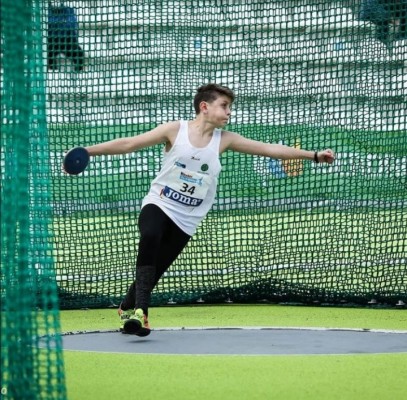 Alejandro Bolarín gana otro bronce nacional sub-14 y bate el récord regional de disco
