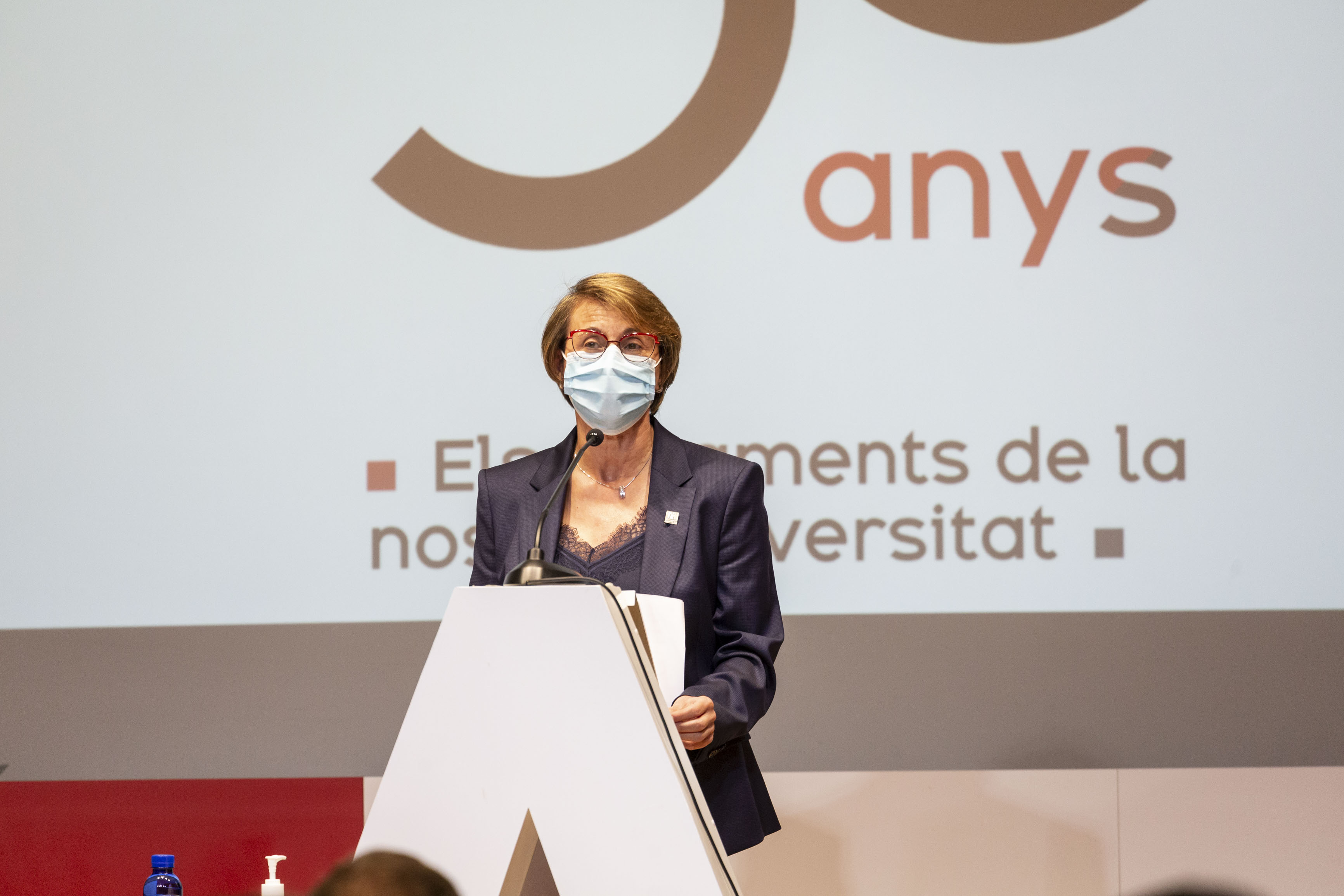 La UJI rinde homenaje a quienes hicieron posible el Colegio Universitario de Castellón hace 50 años