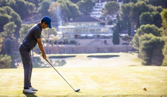 Éxito de participación en la inauguración de la reforma del Club de Golf El Bosque

