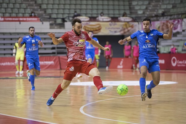 ElPozo, antes de la Final a Cuatro, y Valdepeñas igualan en el tremendo intercambio de golpes (6-6)
