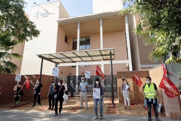 Las 2.800 cuidadoras de las residencias privadas de Castellón 