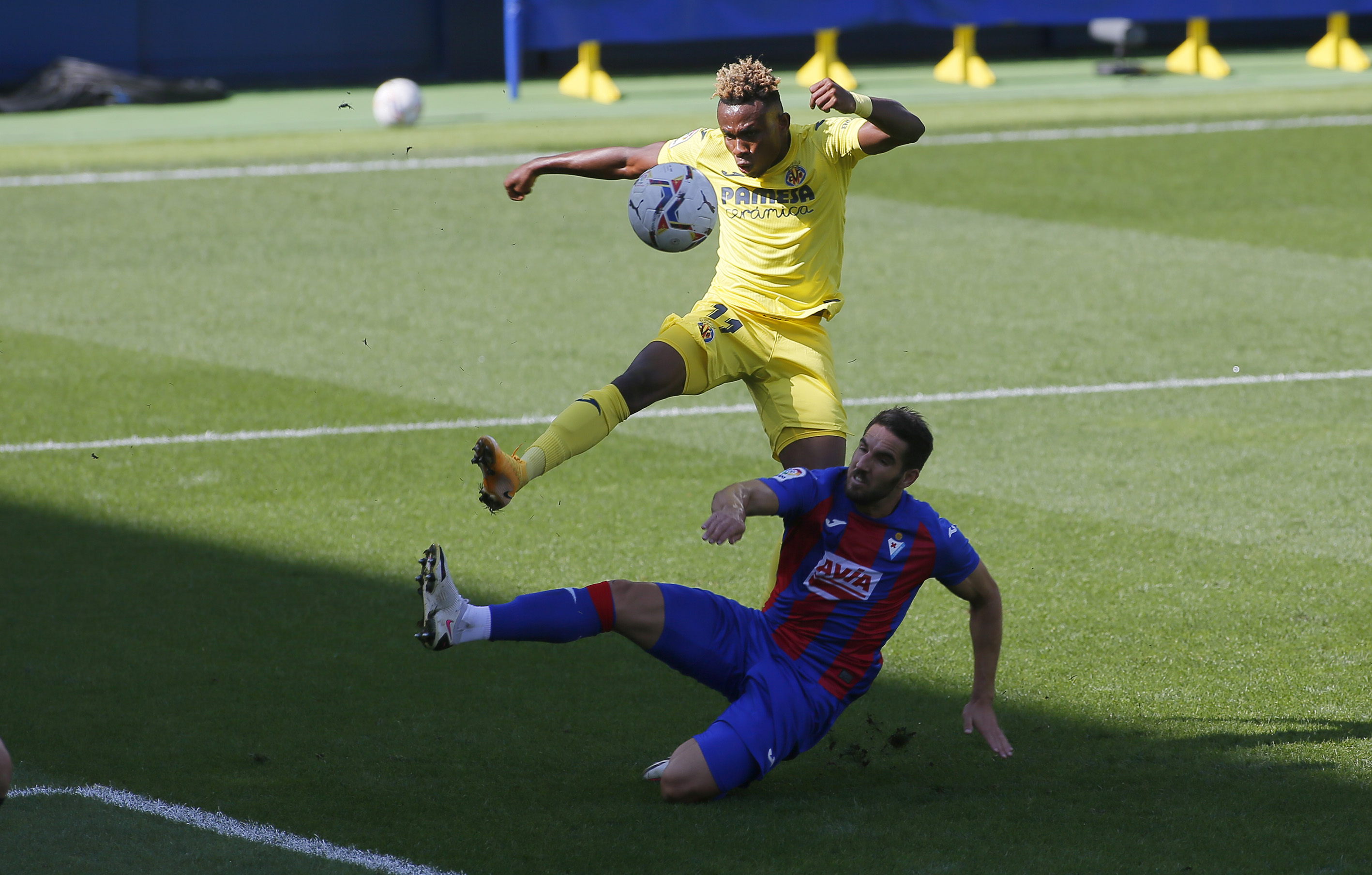 Gerard Moreno y Paco Alcácer resuelven las dudas del Villarreal con una remontada