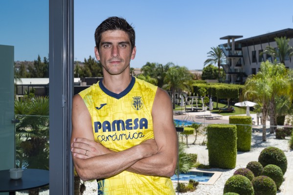 Gerard Moreno: “Estamos asimilando conceptos para las tres competiciones”