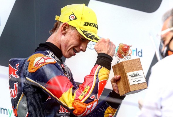 El mazarronero Pedro Acosta inicia la Red Rull Rookies Cup con dos triunfos y liderato en Austria