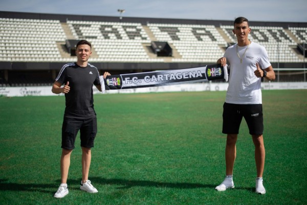 El albanés Lleshi y el brasileño Neves son los dos primeros fichajes del Cartagena