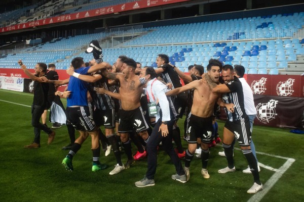 El álbum de fotos del 'fiestón' del ascenso