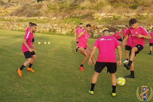 El Yeclano, sin Fran Martínez ni Alayeto, busca la sorpresa ante la Cultural

Leonesa en Marbella