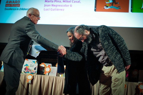 En la vida también hay monstruos y princesas. Media Vaca triunfa en la Feria del Libro Infantil de Bolonia