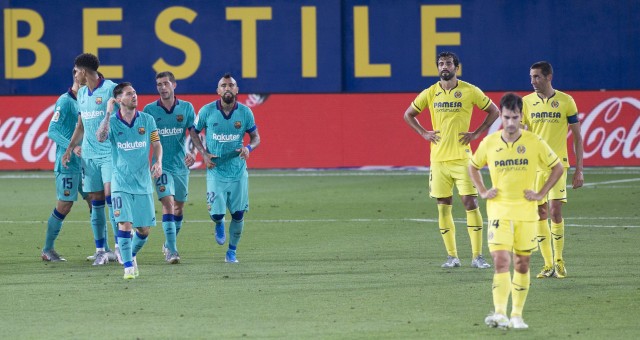 El Barça acaba con la buena racha del Villarreal, que frena su escalada