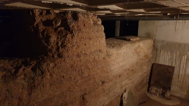 Patrimonio de Murcia: recuperarán los 38 metros de la muralla árabe hallados en un bajo de la calle Sagasta 