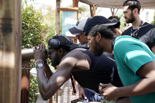 Valencia Basket cambia su rutina con una visita al Oceanogràfic