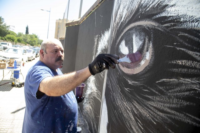 El arte urbano recupera el foco en Cartagena con su primer encuentro postcovid de la mano de Kraser