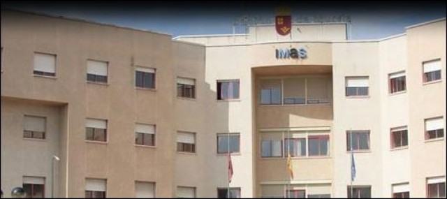 La tarjeta de discapacidad temporal de 5.000 murcianos tendrán una validez extra de un año