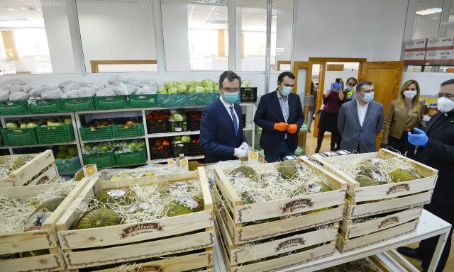 El economato Galilea de Murcia: Cáritas garantiza la alimentación a más de 2.000 familias