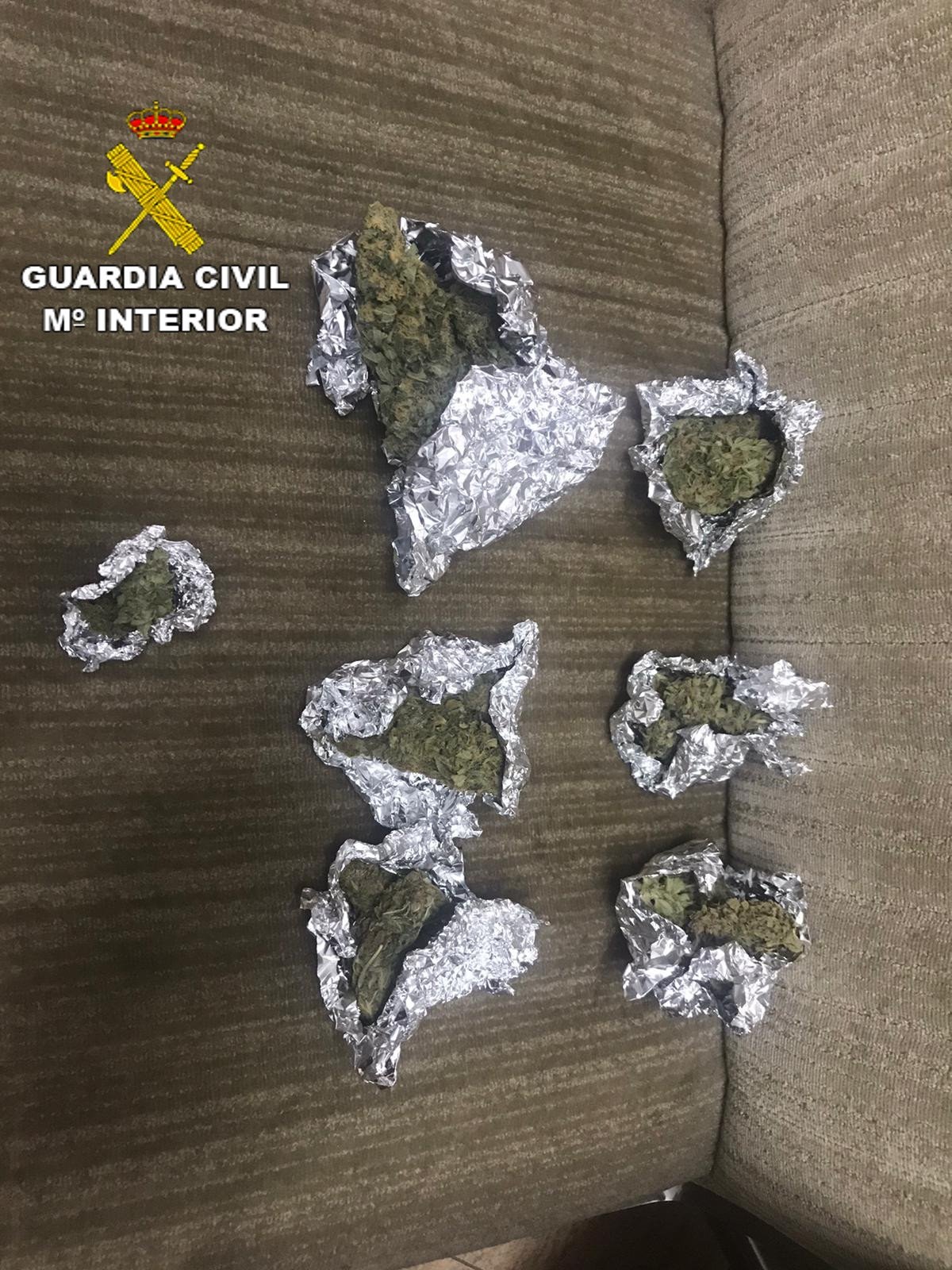 Detenida una conductora en Benicàssim que transportaba drogas y dio positivo en THC