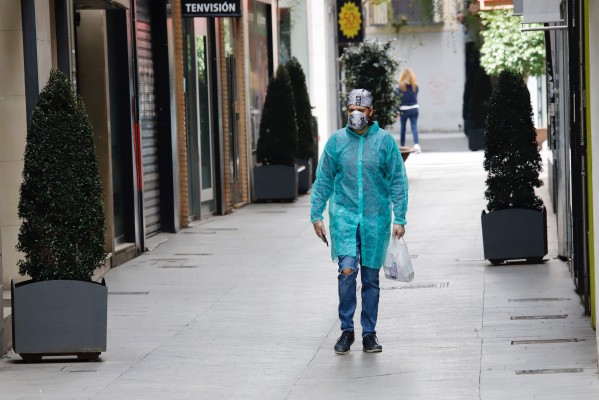 La Delegación del Gobierno repartirá este lunes 334.000 mascarillas entre los trabajadores