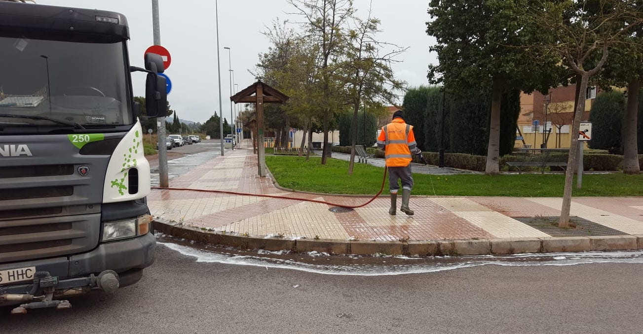 Los municipios de Castellón instensifican la desinfección y limpieza de calles