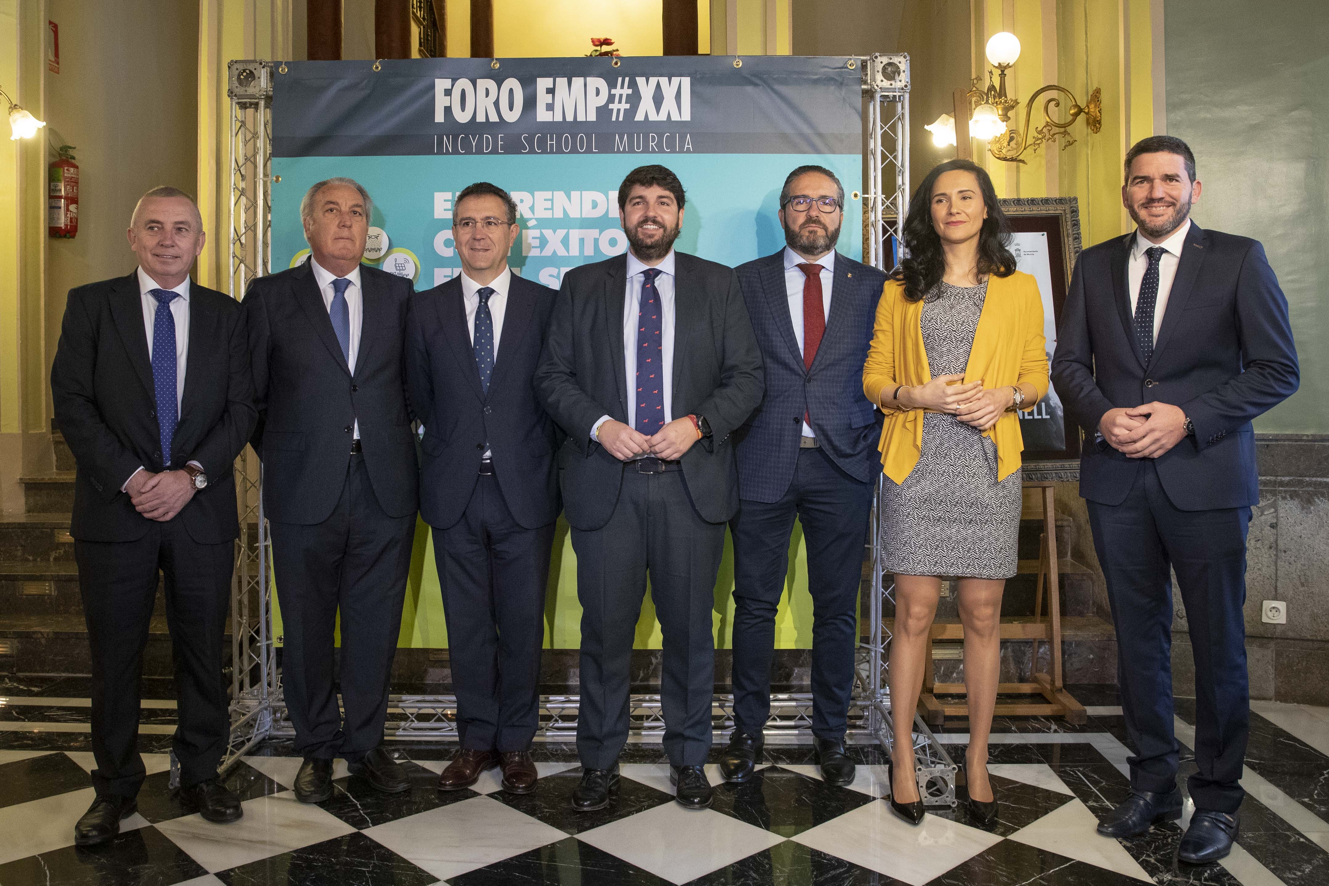 López Miras inaugura el Foro 'Incyde School Murcia' de emprendimiento agroalimentario