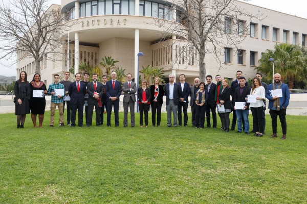 Banco Santander entrega en la UJI premios de investigación y emprendimiento social