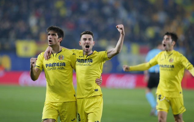 El Villarreal doblega al Levante y se mantiene firme en su escalada