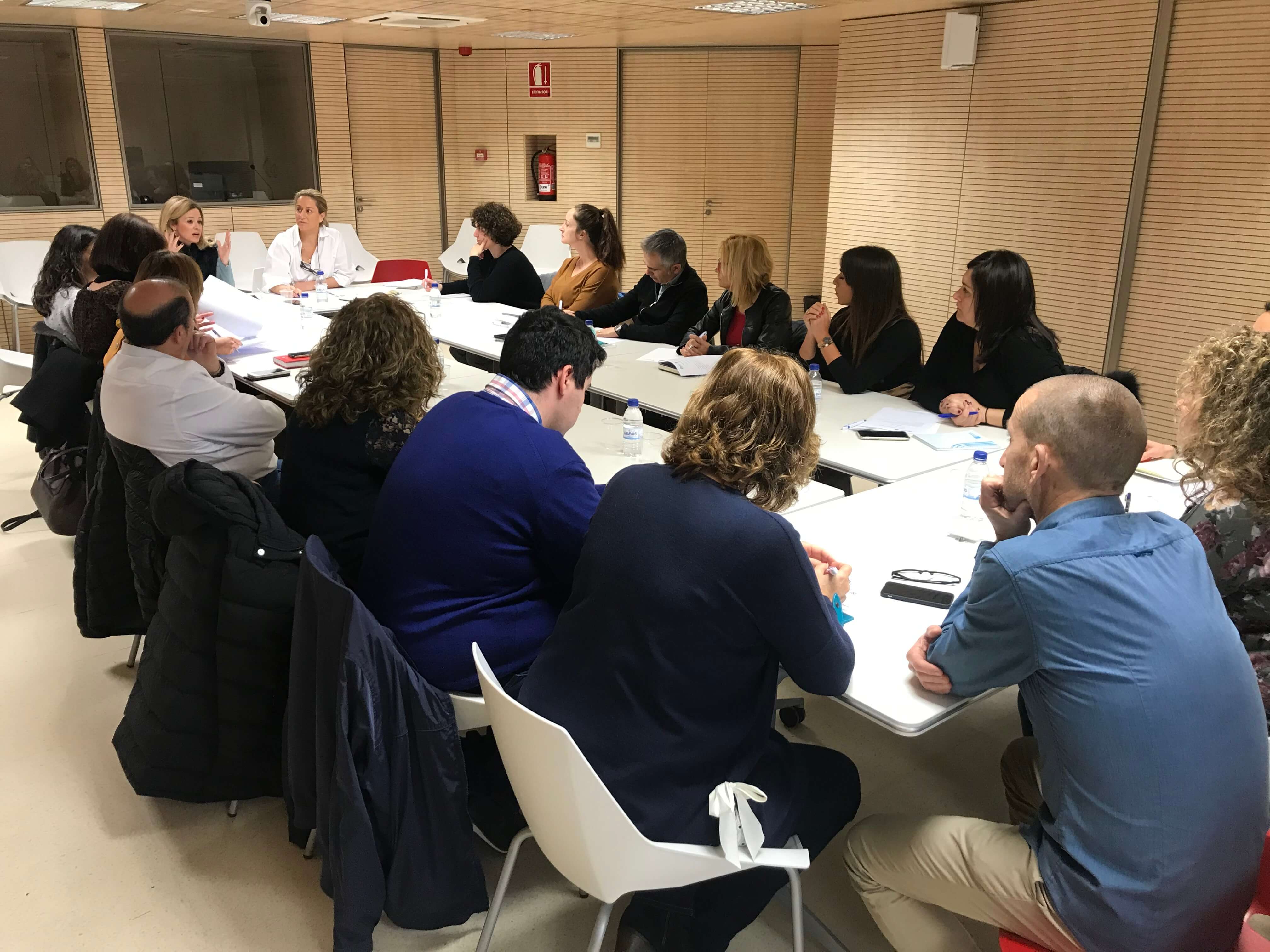 El Patronato de Turismo reúne a los 16 municipios de costa para coordinar estrategias conjuntas