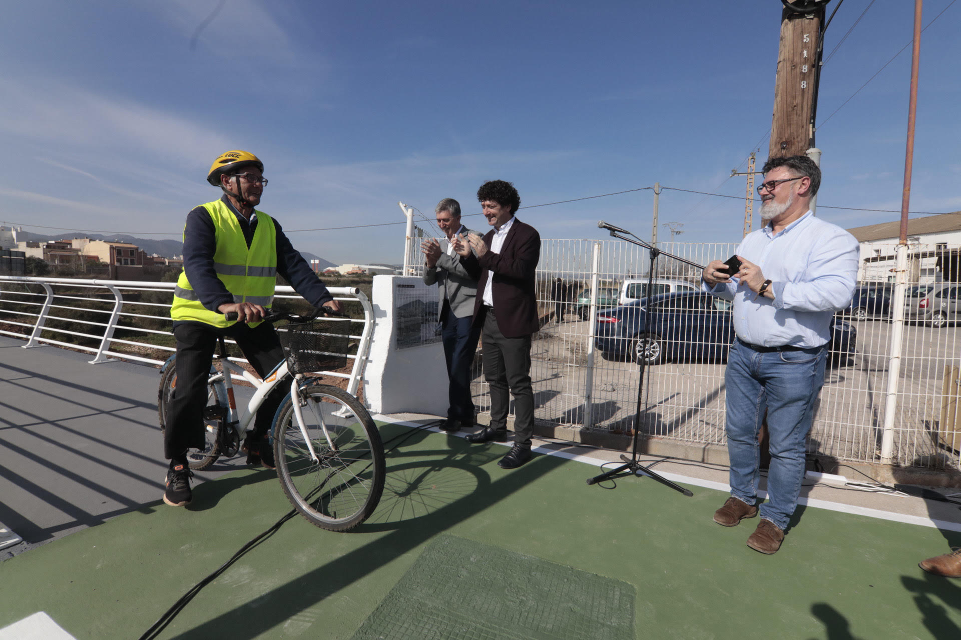 Betxí abre al tráfico peatonal la pasarela sobre el río Seco tras una inversión de 200.000 euros