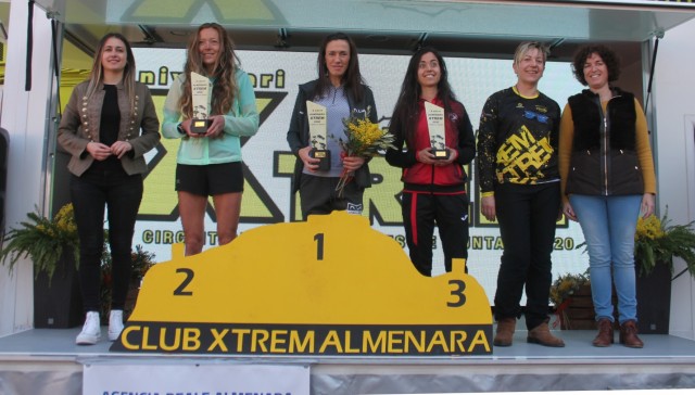 Samu Palomera pulveriza el récord de la Almenara Xtrem y Patry Barreda se muestra intratable