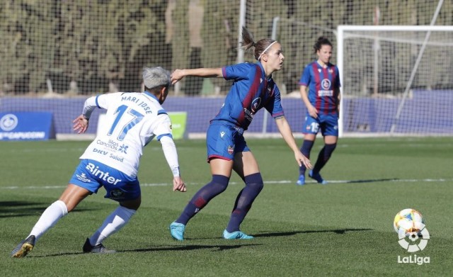 Claudia Zornoza: 