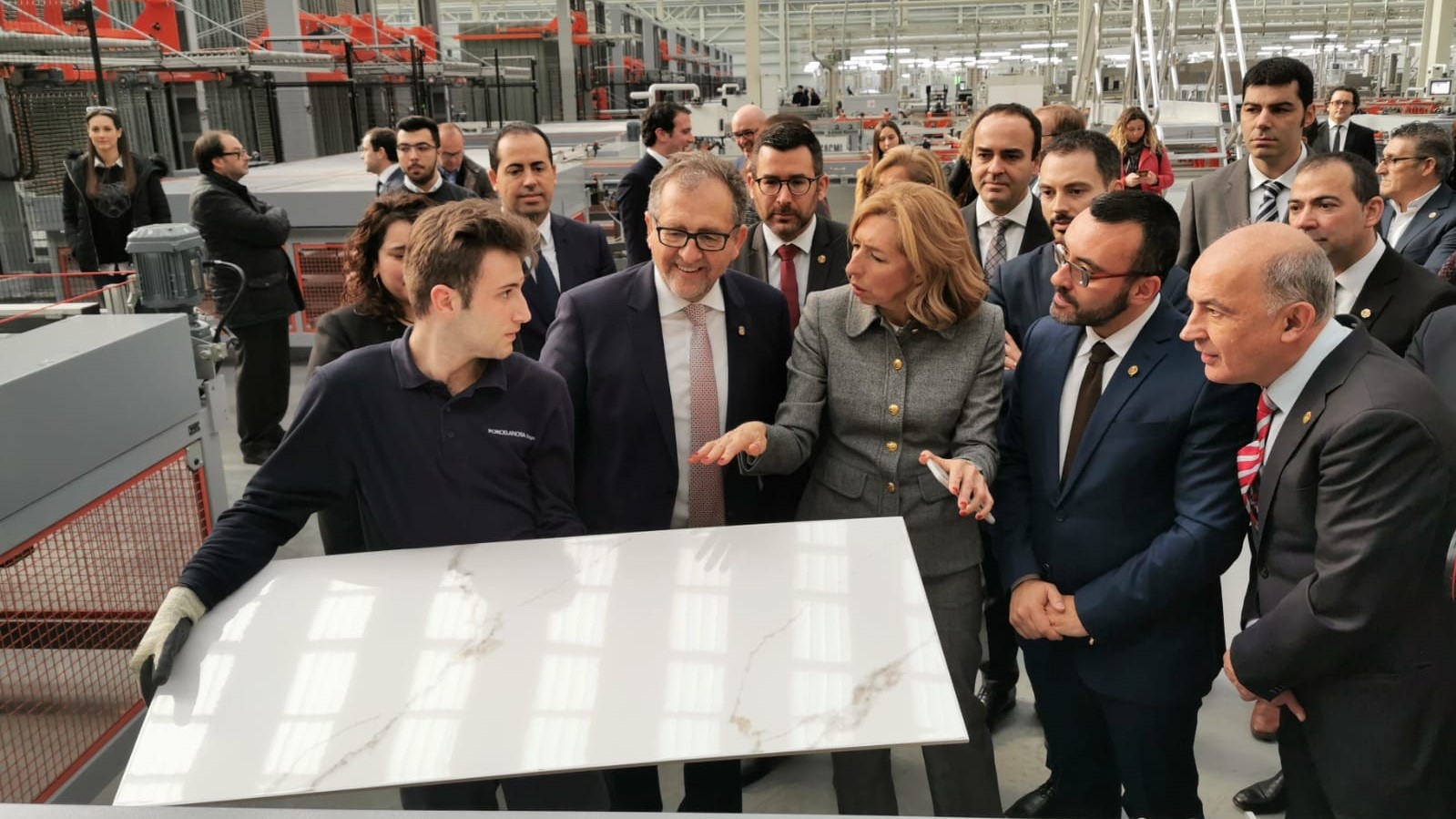 Porcelanosa factura 850 millones en 2019, un 5% más y cuyo incremento prevé repetir en el 2020