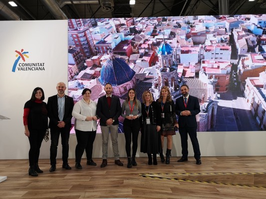La Vall d'Uixó presenta en Fitur el proyecto 'Museu en Marxa' y su nuevo spot turístico 
