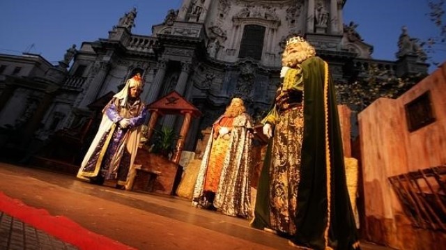 Las calles de Murcia se 'llenan' de cine en la cabalgata de los Reyes Magos