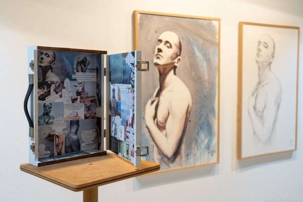 Ángel Maciá al desnudo: cuerpo, mente y alma 