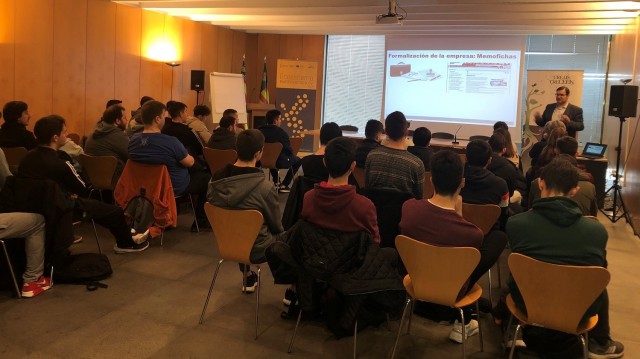CEEI Castellón abre sus puertas a los estudiantes de Informática del IES Caminàs