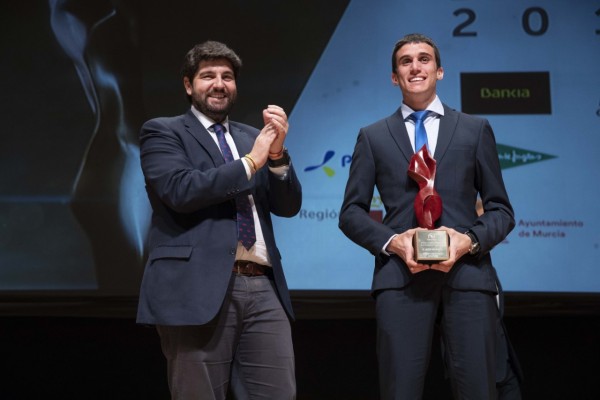 Mariano García y Laura Gil son premiados como mejores deportistas de la Región en 2019
