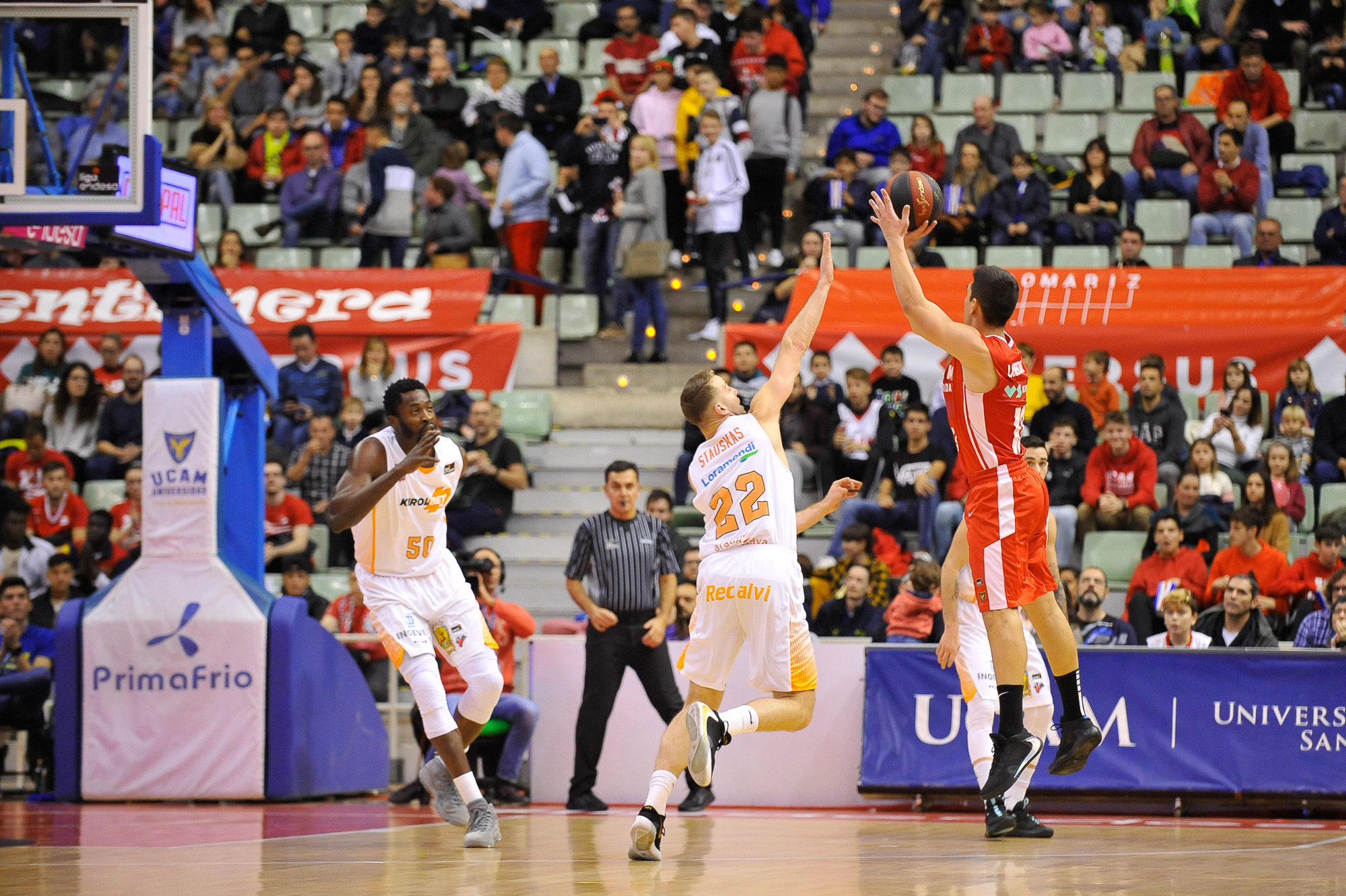 El UCAM CB ya va por cinco derrotas seguidas y la de Baskonia además es fea (75-86)