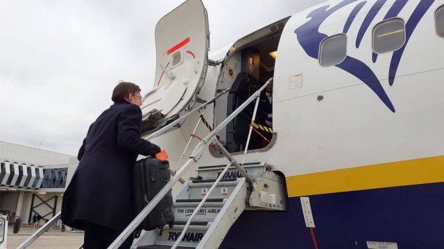 Puig vuela a Londres desde Castellón para presentar la oferta turística de la Comunitat 