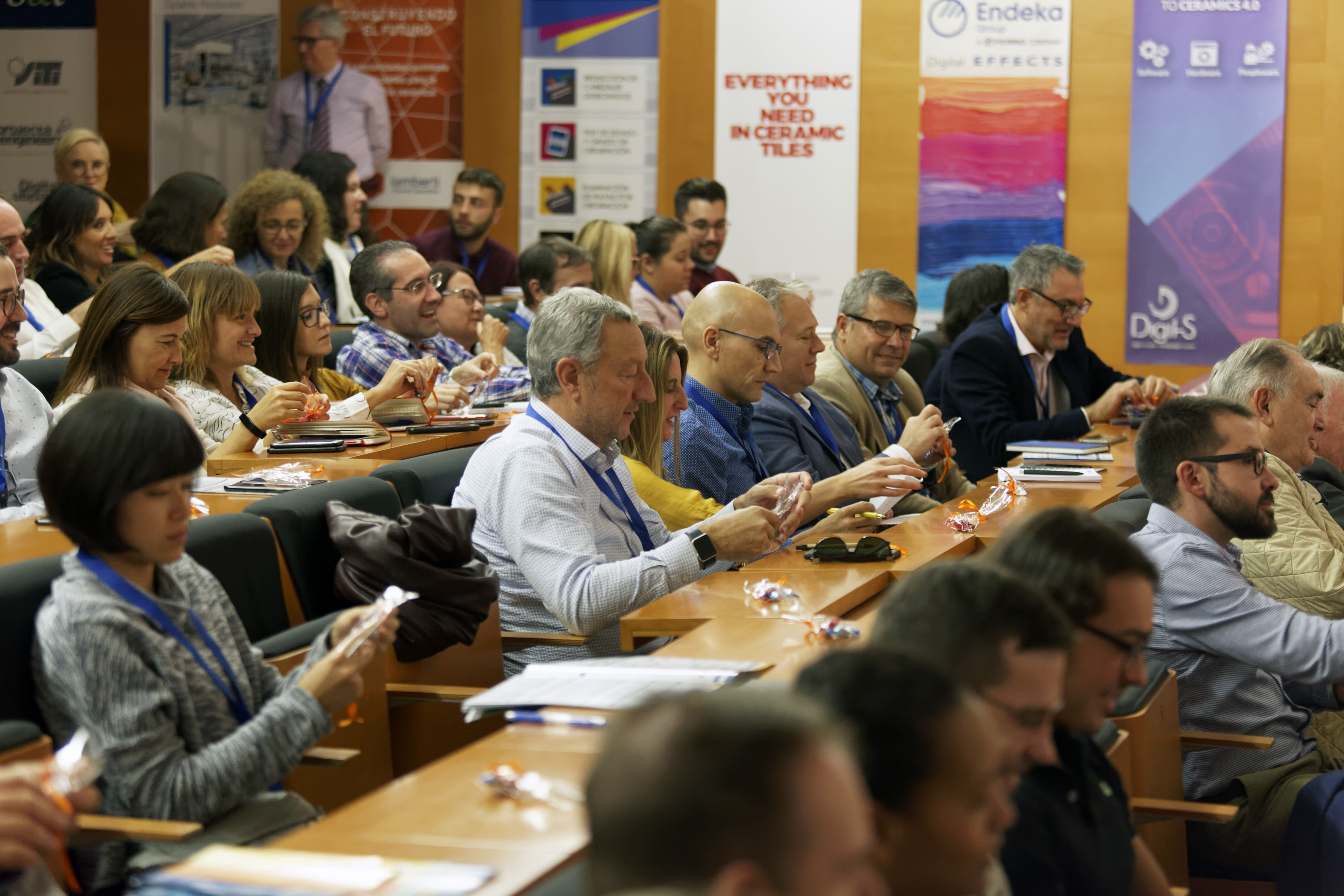 Montoro: “La innovación es la única receta para que el azulejo de Castellón mantenga su liderazgo