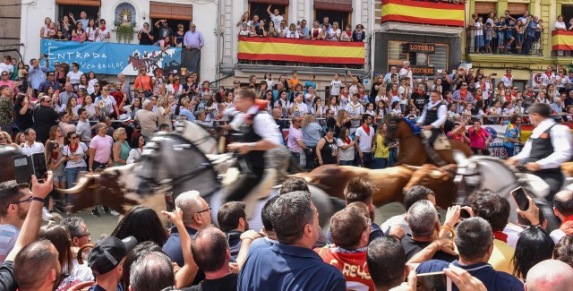 Más de 20.000 personas acuden a la última y exitosa Entrada de Toros y Caballos de Segorbe