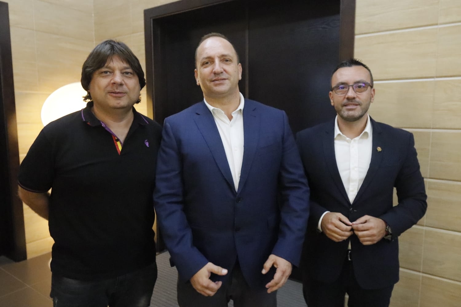 Benlloch anuncia la compra de cinco pisos para atender los casos de emergencia social en Vila-real