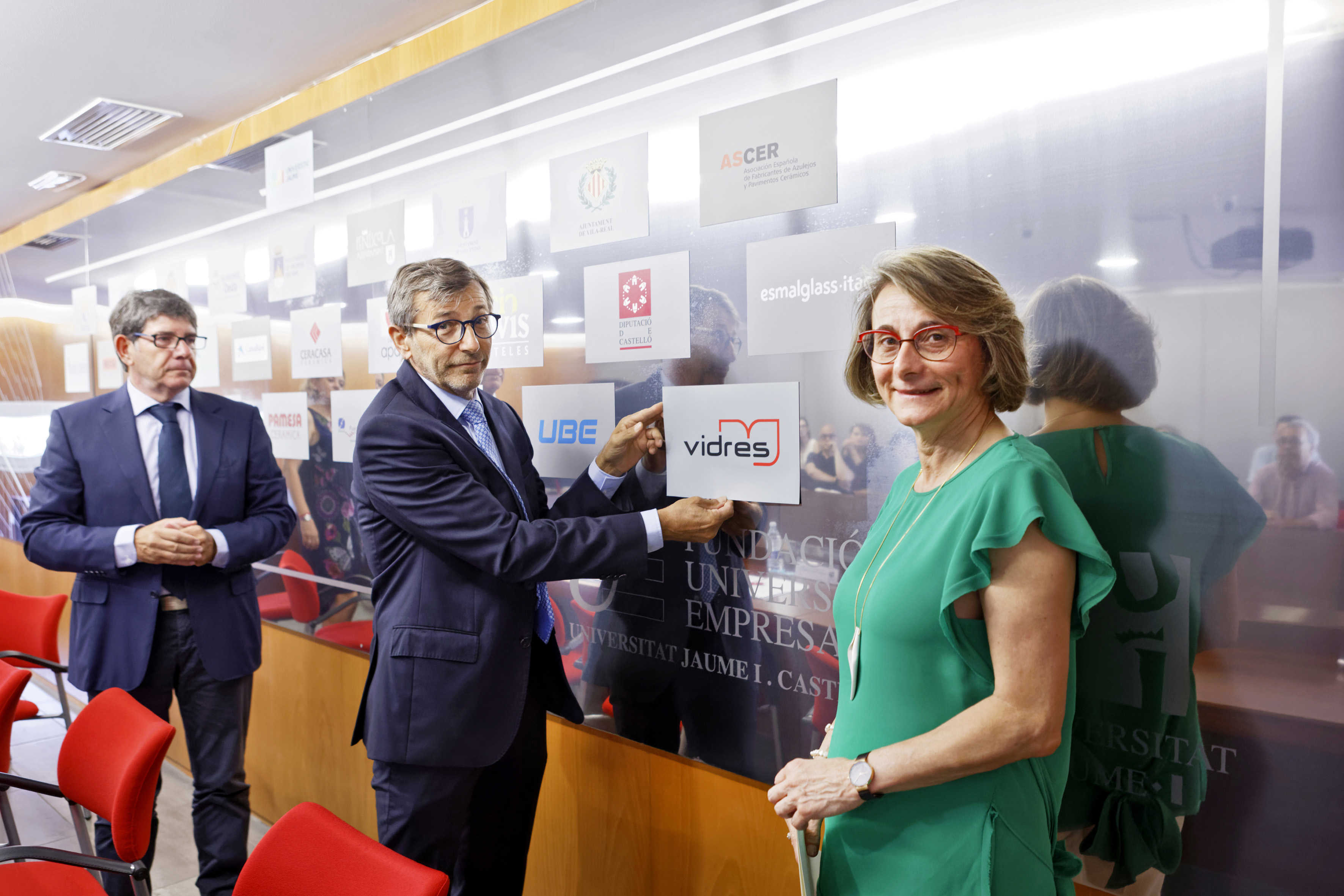 La empresa Vidres se incorpora al Patronato de la Fundación Universitat Jaume I-Empresa