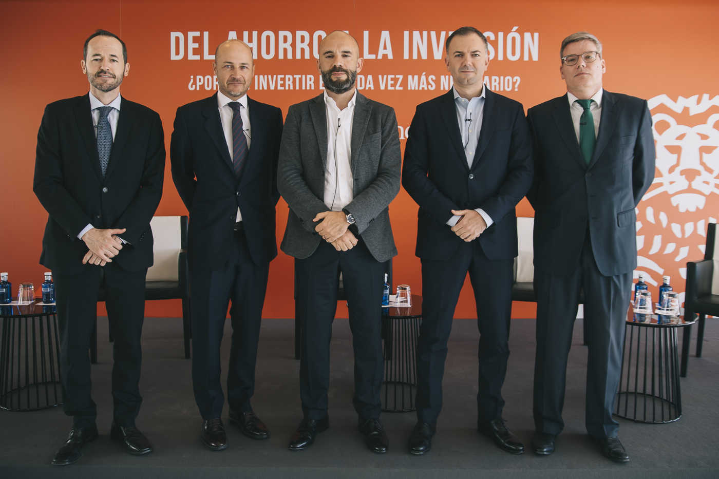 La importancia del ahorro y la inversión con la jubilación de telón de fondo